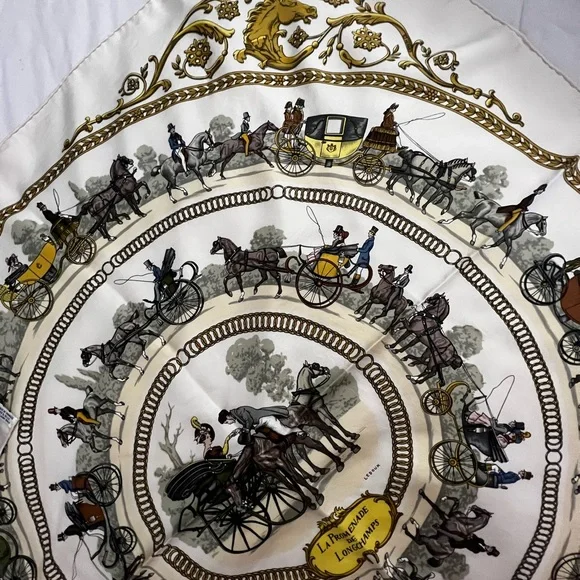 RARE Herme’s La Promenade silk scarf